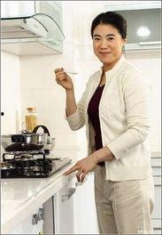 女明星王楠,璀璨星途，美丽绽放的女明星传奇