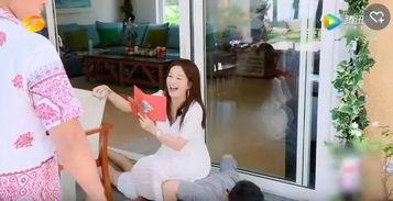 孩子孩子屁股的明星,揭秘娱乐圈萌宝们的可爱瞬间