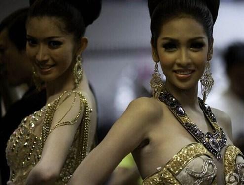 国产人妖av迅雷链接,揭秘神秘领域，带你领略另类风情