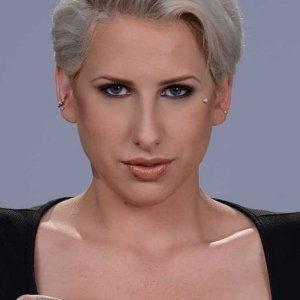 外国带斯的明星,揭秘那些闪耀在外国舞台的“带斯”明星